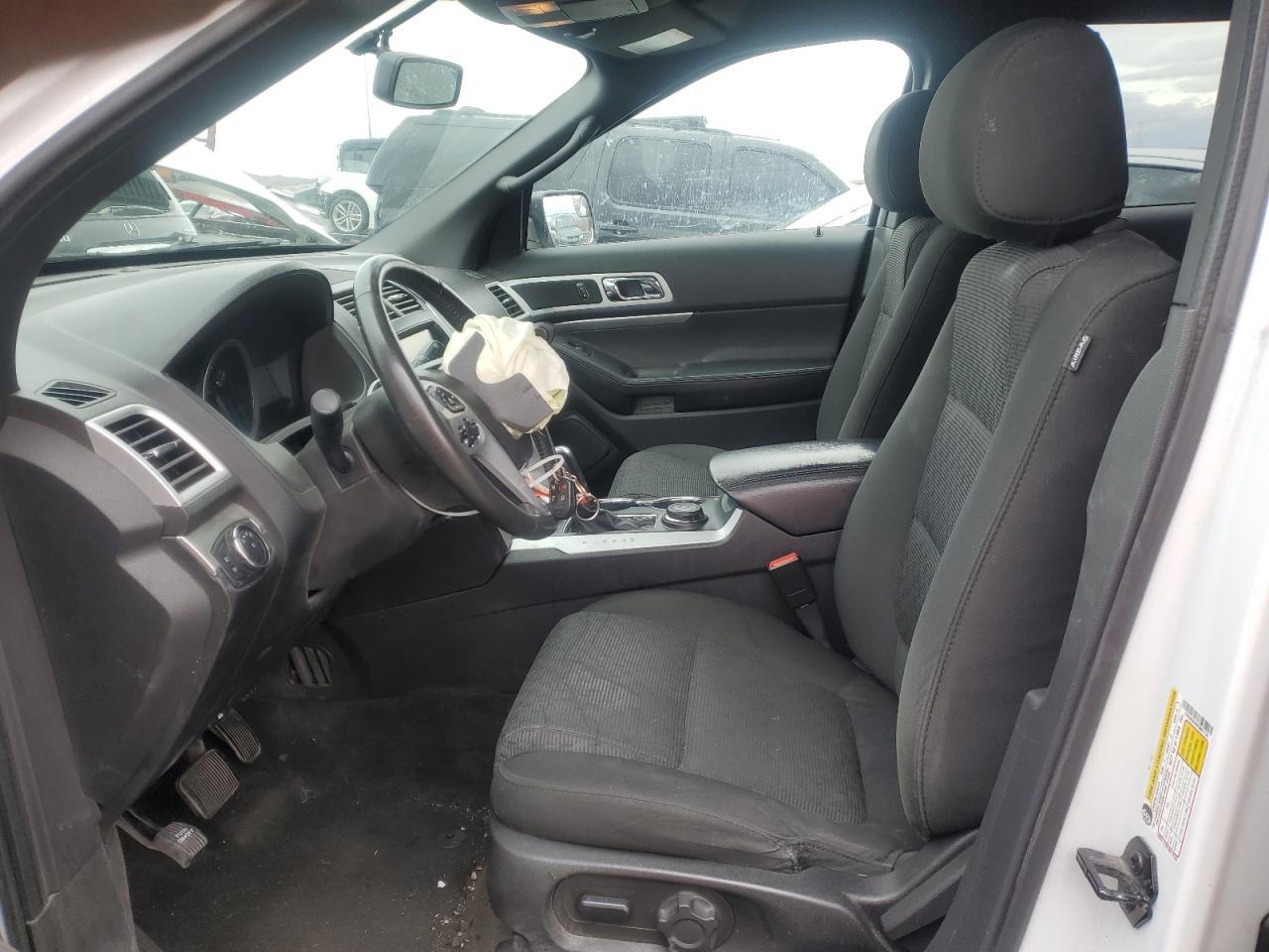 2015 Ford Explorer - Image 7