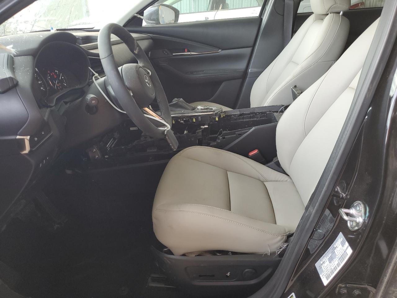 2025 Mazda Cx-30 Preferred VIN: 3MVDMBCM7SM770338 Lot: 51094685