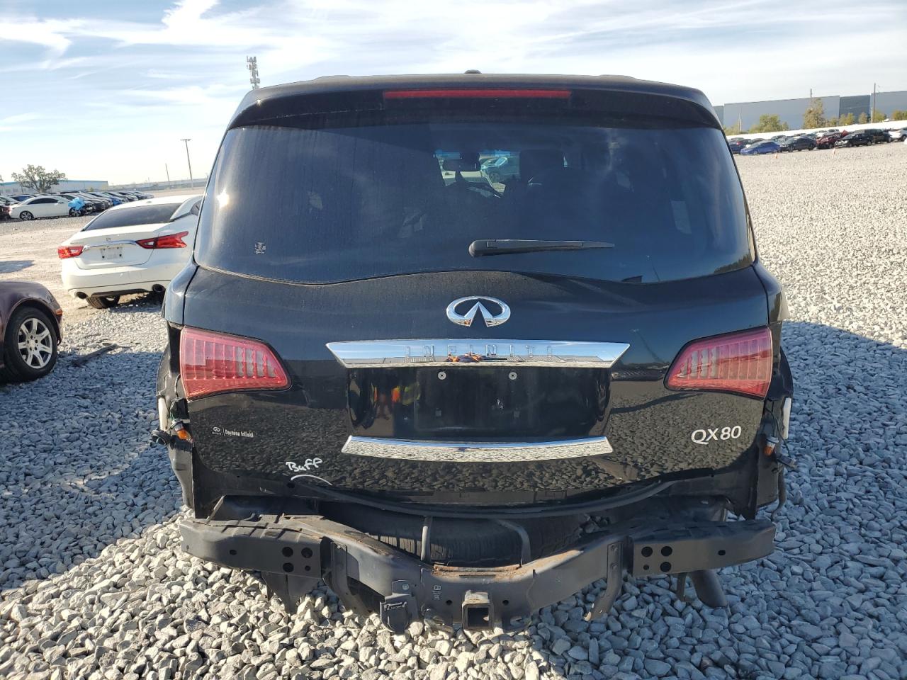 2014 Infiniti QX80 - Image 6
