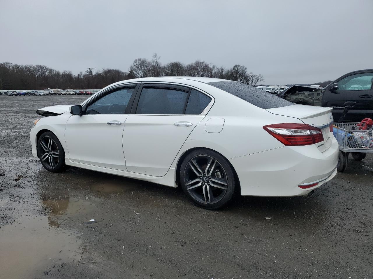 2016 Honda Accord - Image 2