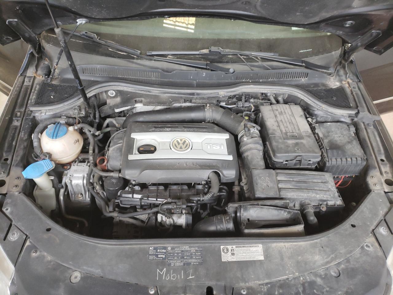 2010 Volkswagen Passat CC - Image 11
