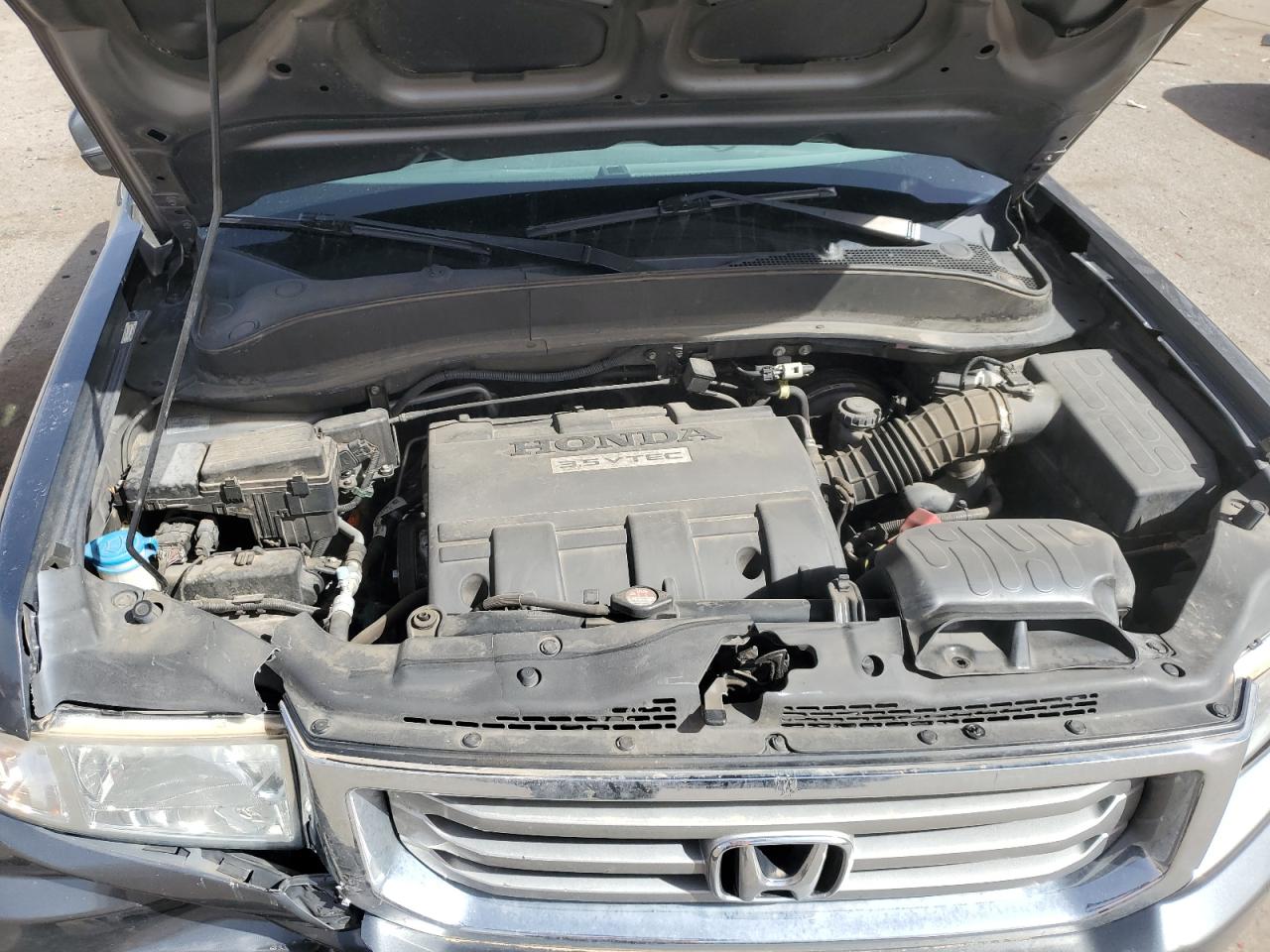 2013 Honda Ridgeline - Image 12