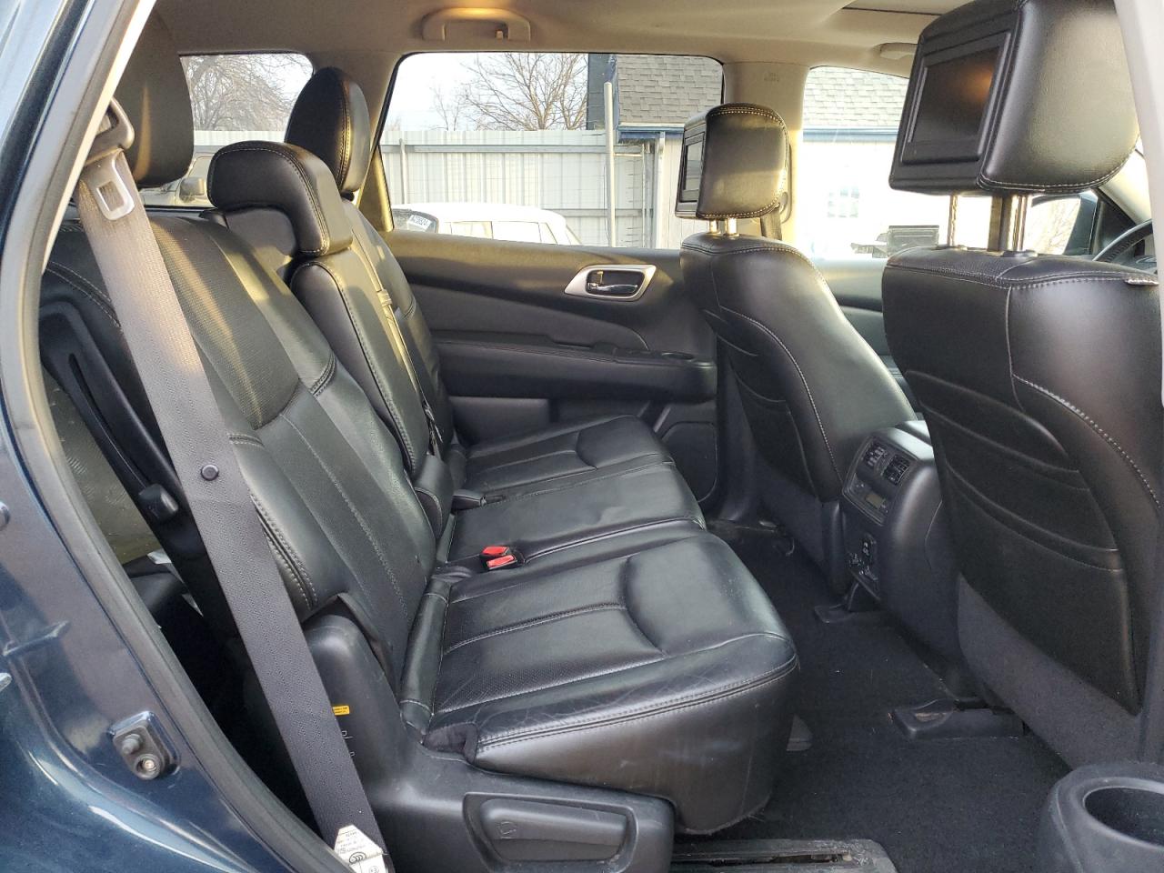 2013 Nissan Pathfinder - Image 11