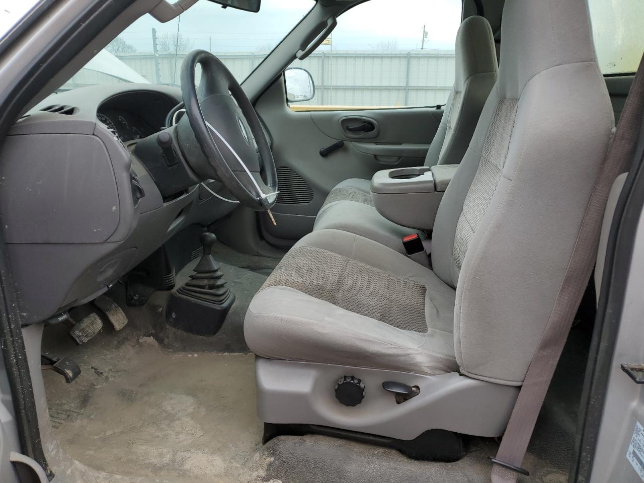 2004 Ford F-150 - Image 7
