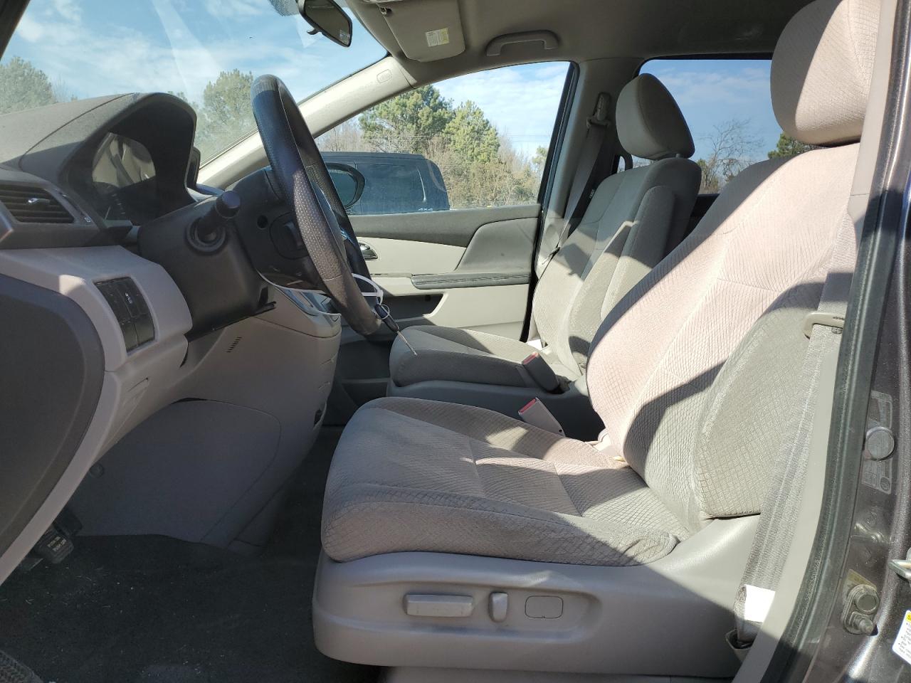 2015 Honda Odyssey - Image 7