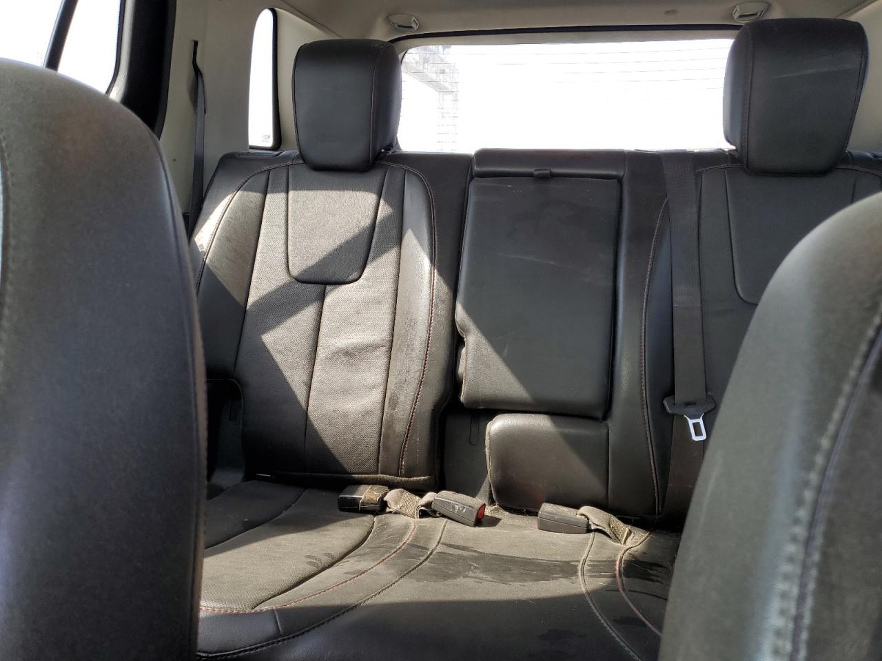 2017 GMC Terrain - Image 10