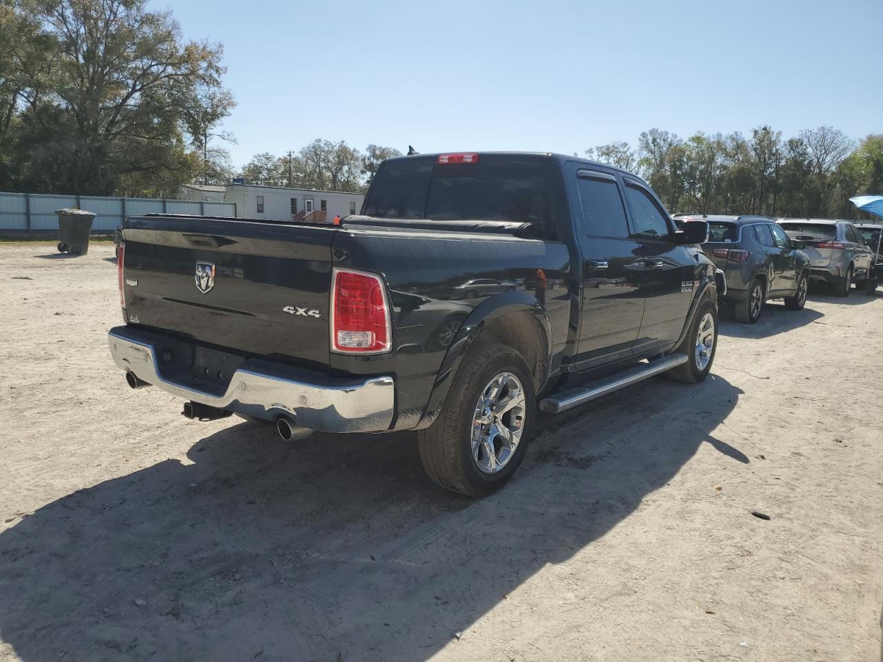 2018 RAM 1500 - Image 3