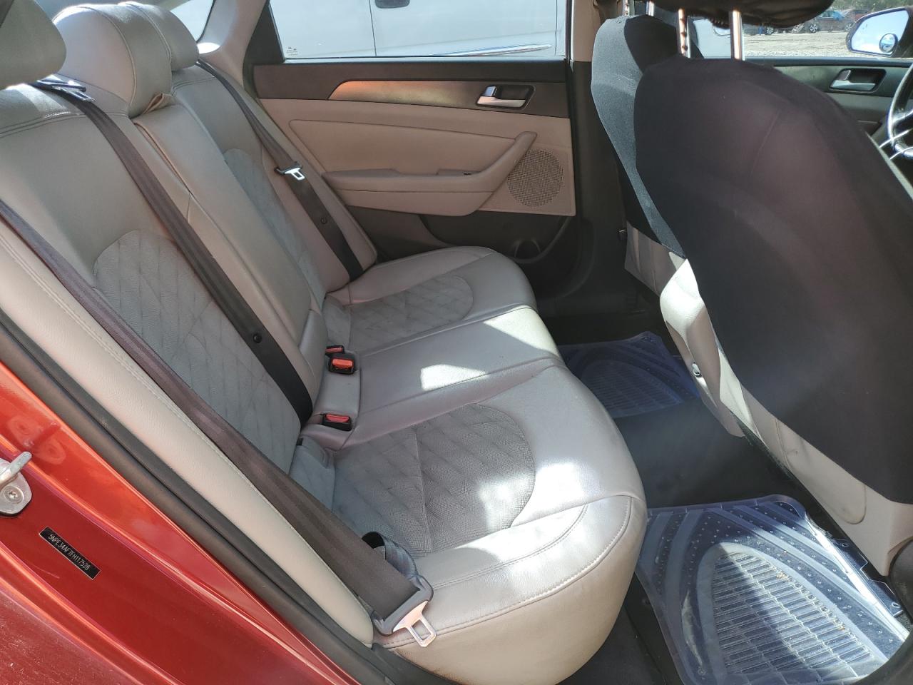 2015 Hyundai Sonata - Image 10