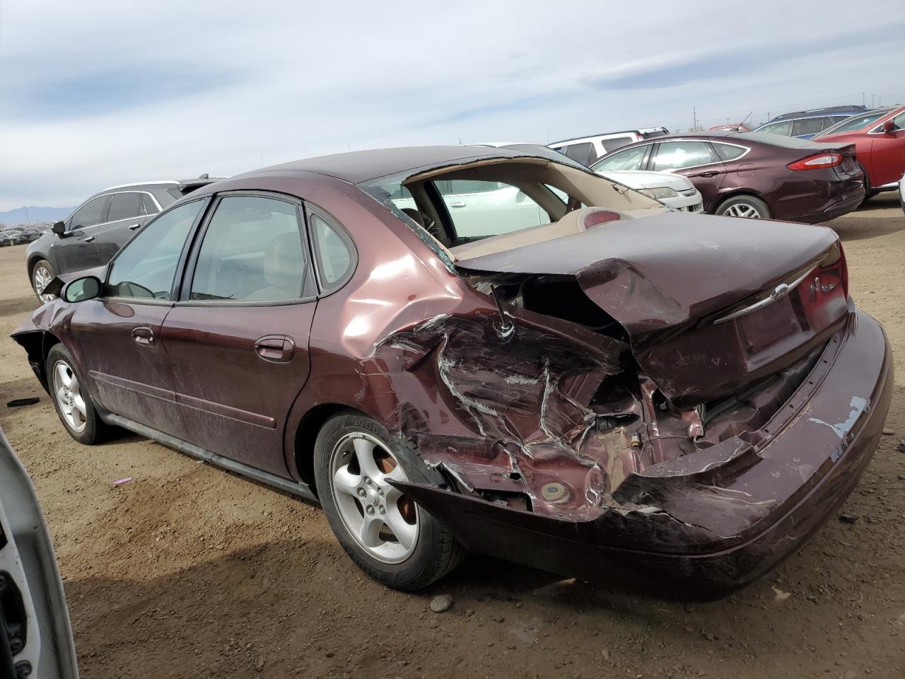 2001 Ford Taurus - Image 2