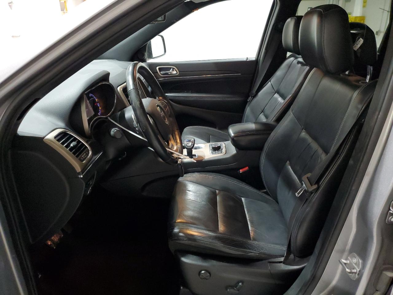 2015 Jeep Grand Cherokee - Image 7