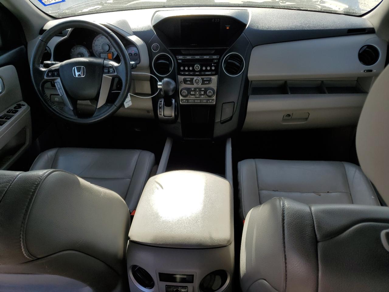 2015 Honda Pilot - Image 8