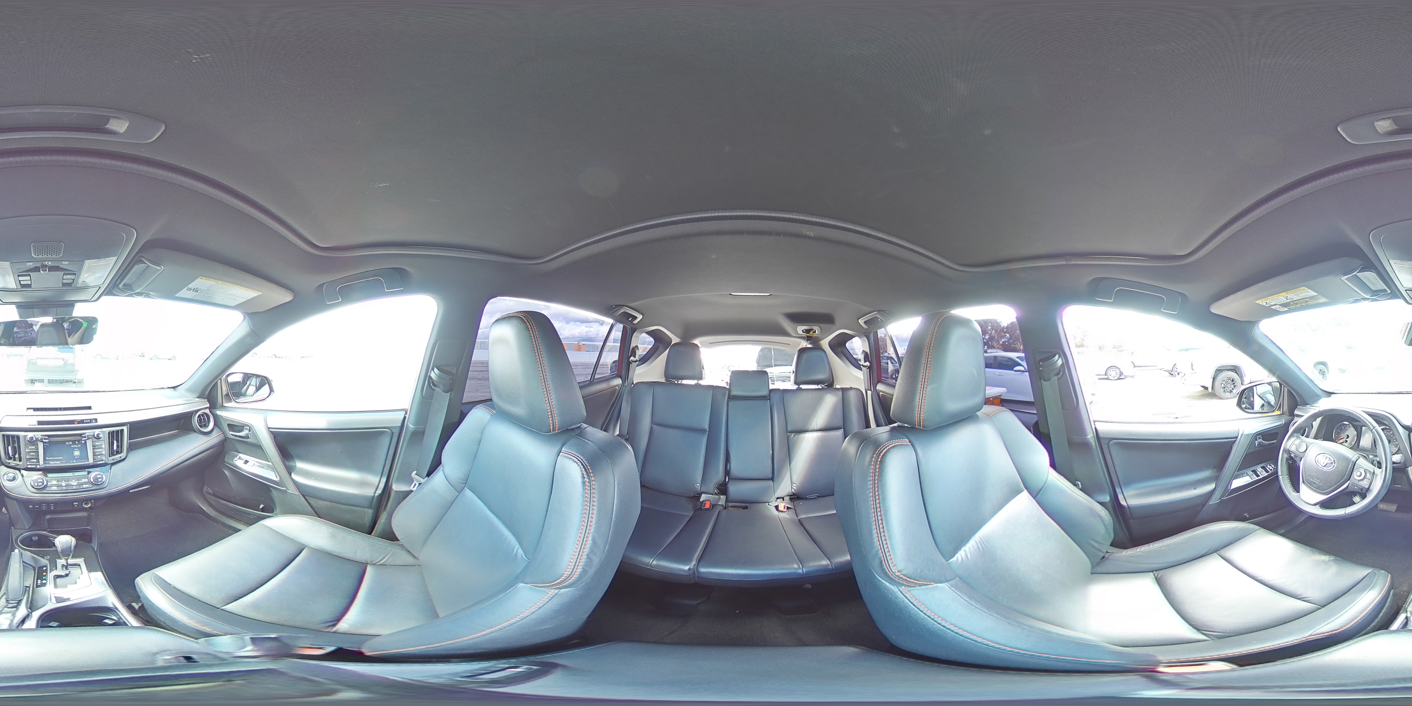 2018 Toyota RAV 4 - Image 14
