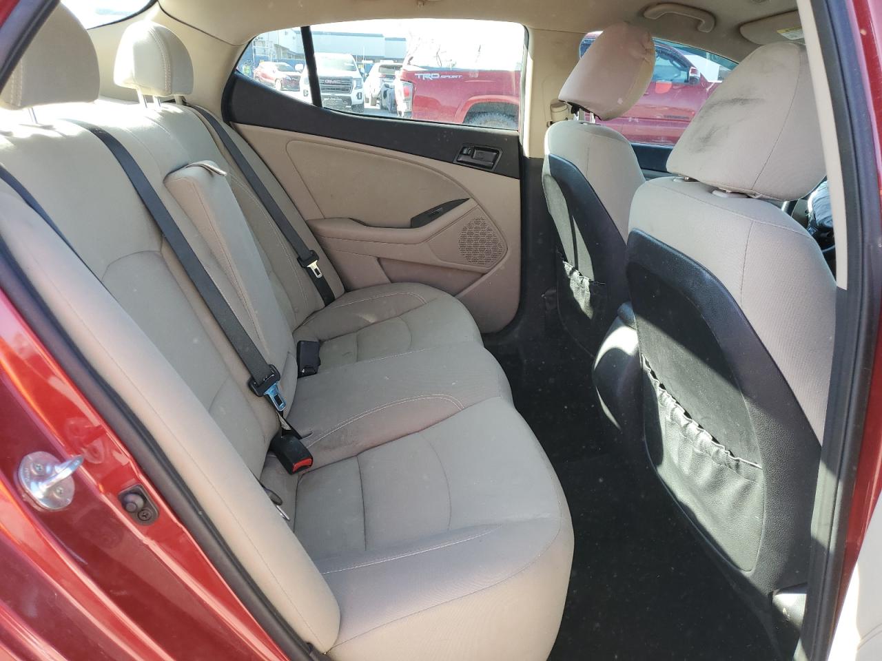 2013 Kia Optima - Image 11