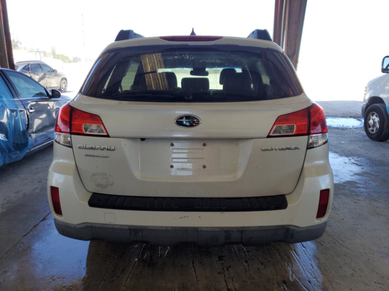 2014 Subaru Outback 2.5I Premium VIN: 4S4BRCDC4E3269155 Lot: 49316435