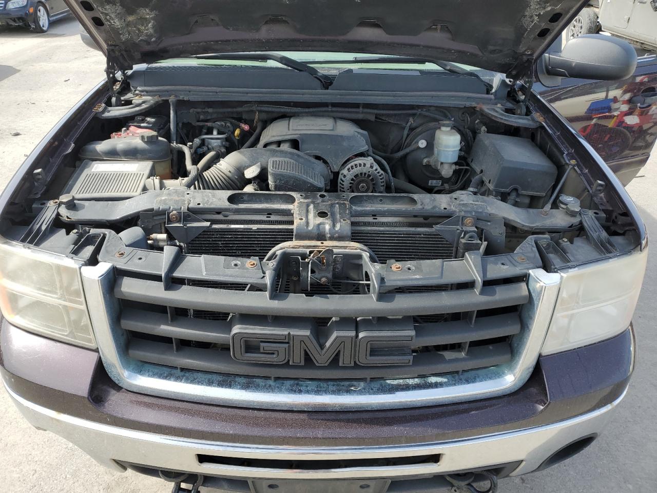 2008 GMC Sierra - Image 11