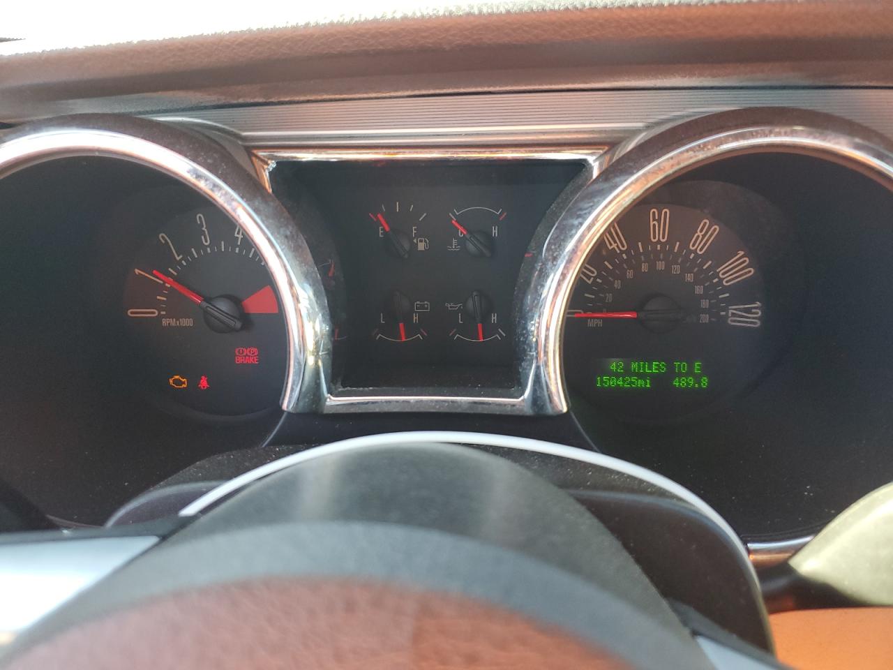 2005 Ford Mustang - Image 9
