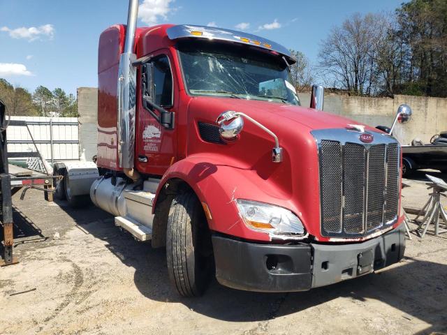 2018 Peterbilt 579 Semi Truck