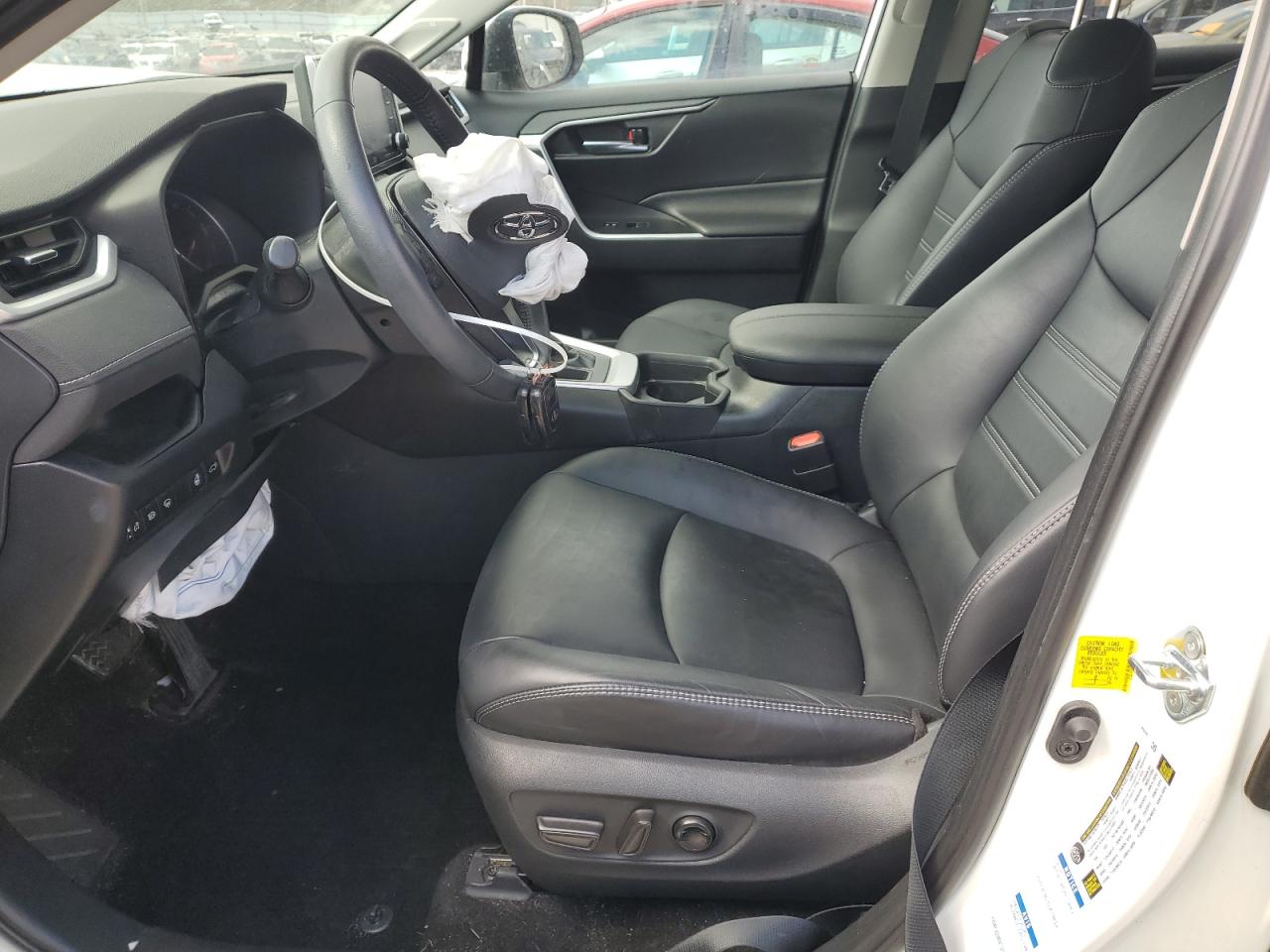 2019 Toyota RAV 4 - Image 7