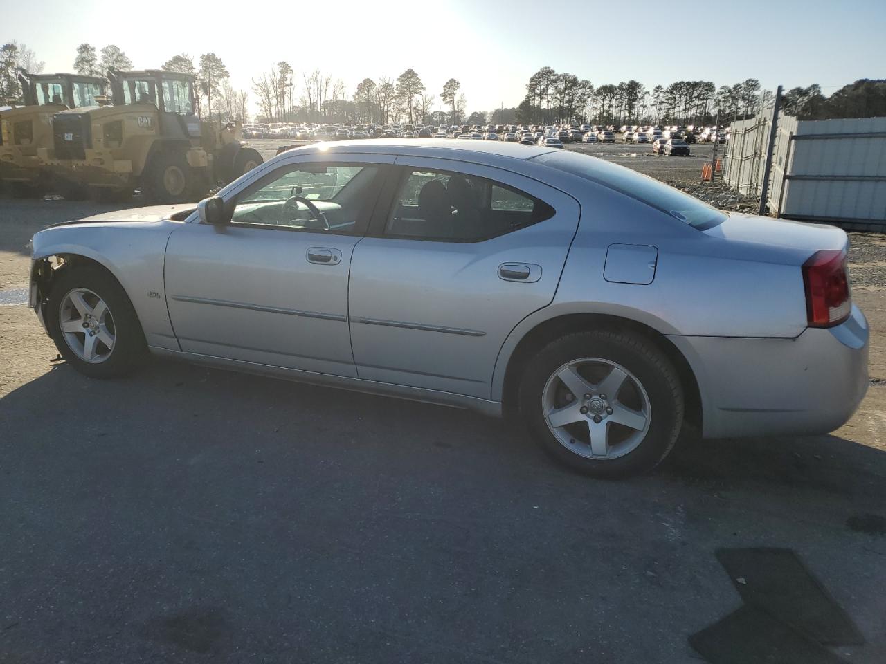 2010 Dodge Charger - Image 2