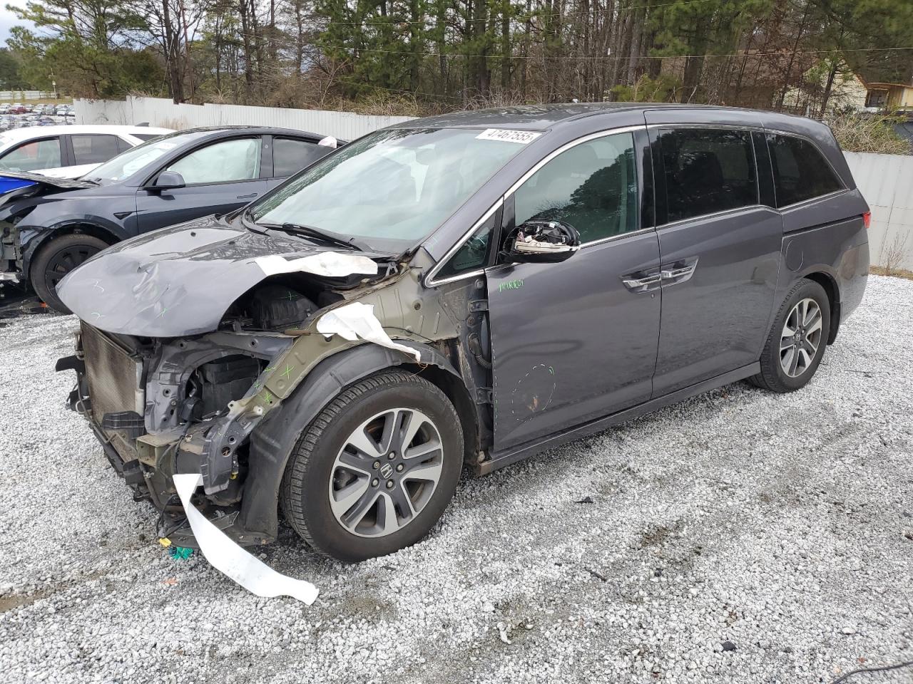 2016 Honda Odyssey - Image 1