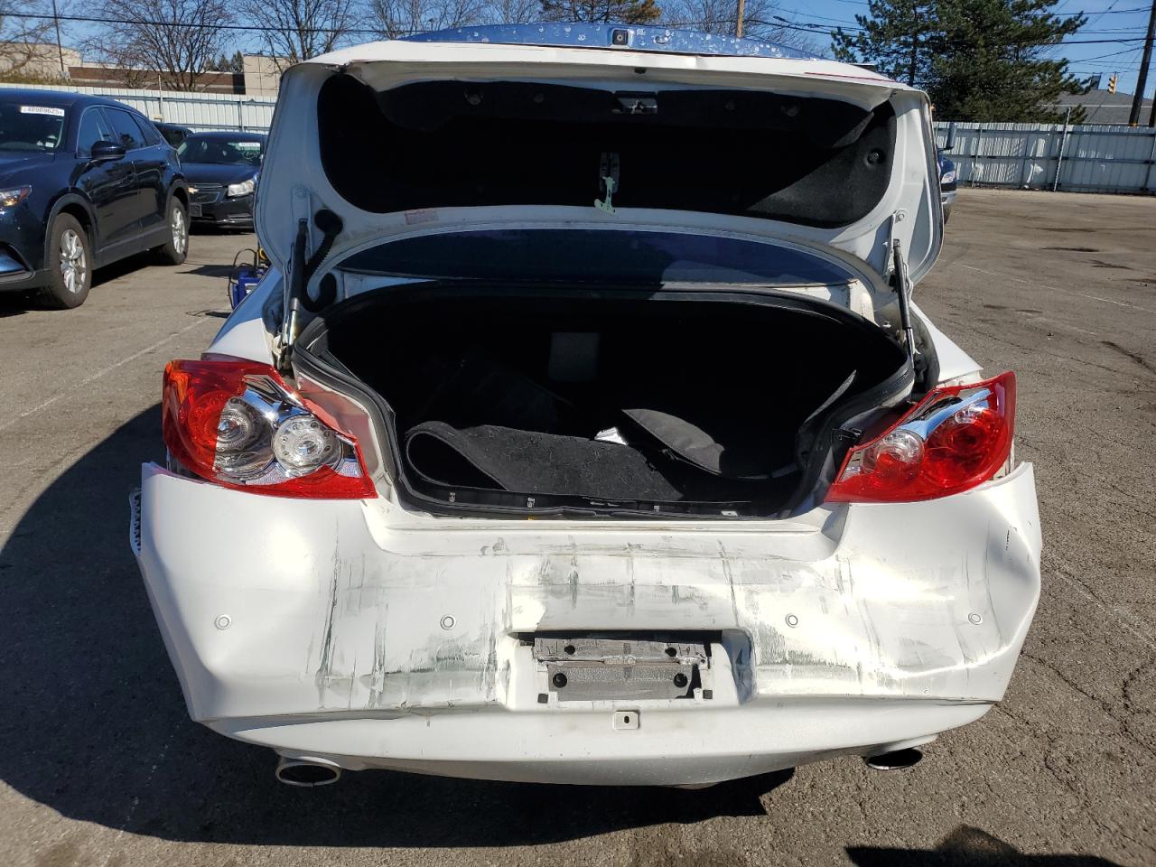 2010 Infiniti G - Image 6