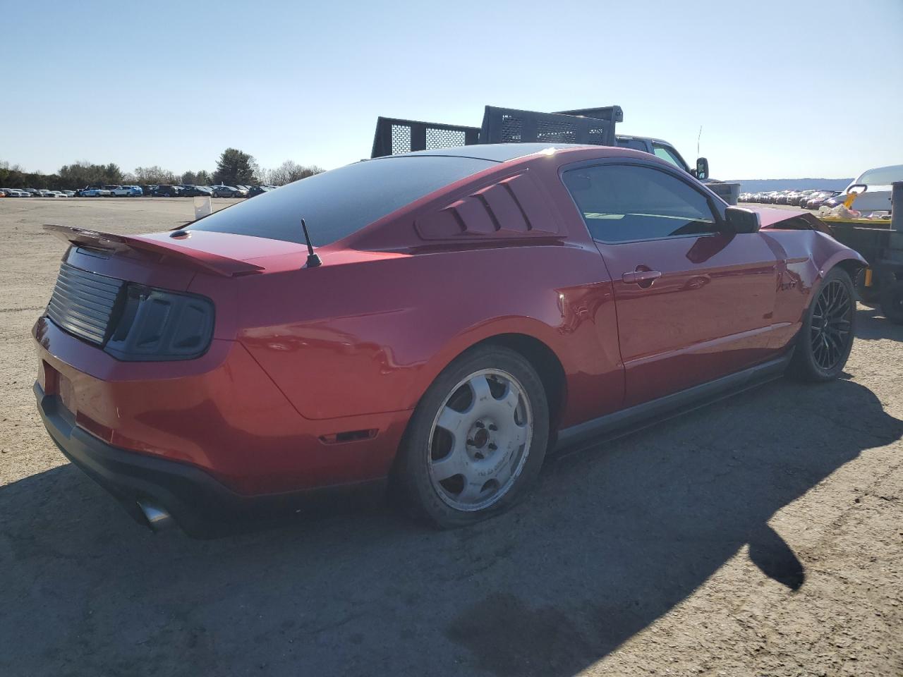 2011 Ford Mustang - Image 3