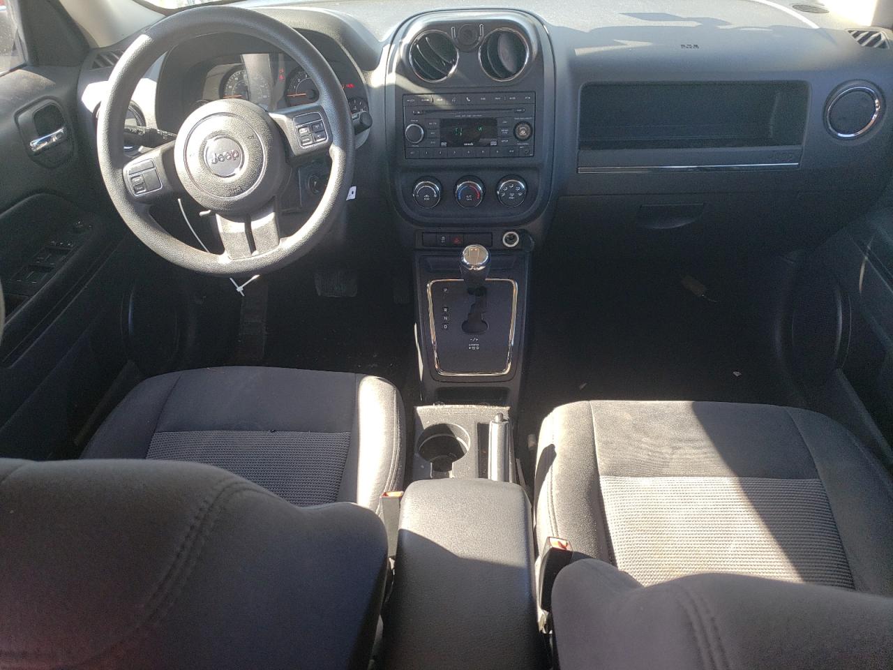 2015 Jeep Liberty (Patriot) - Image 8