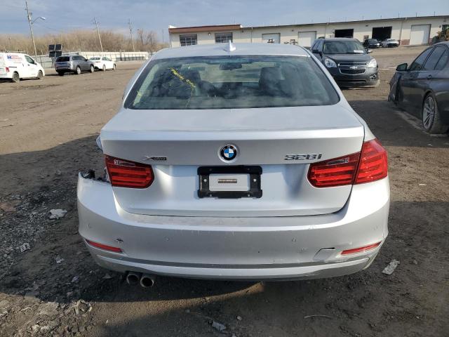  BMW 3 SERIES 2015 Серебристый