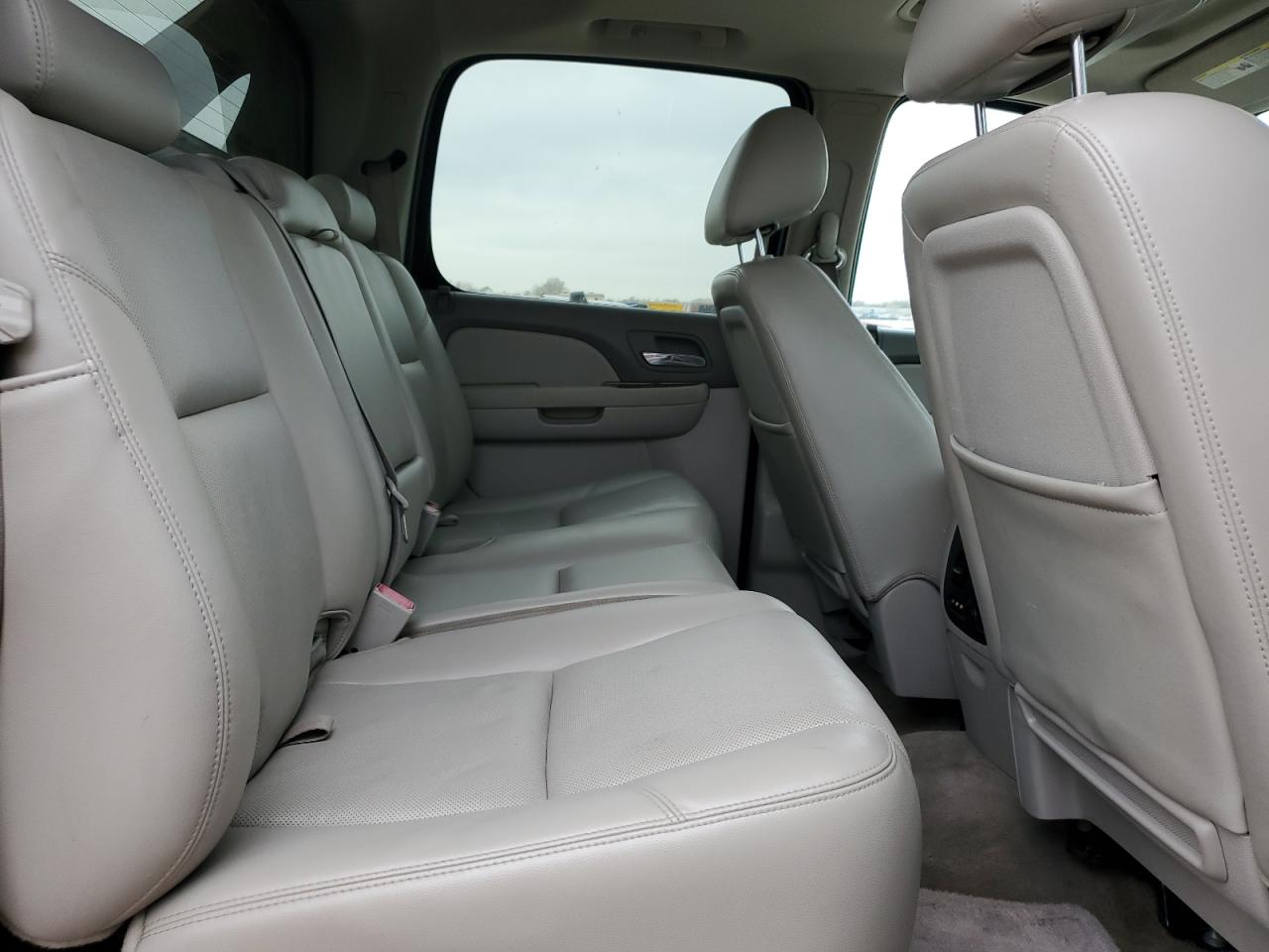 2010 Chevrolet Avalanche Ltz VIN: 3GNVKGE05AG276518 Lot: 48993385