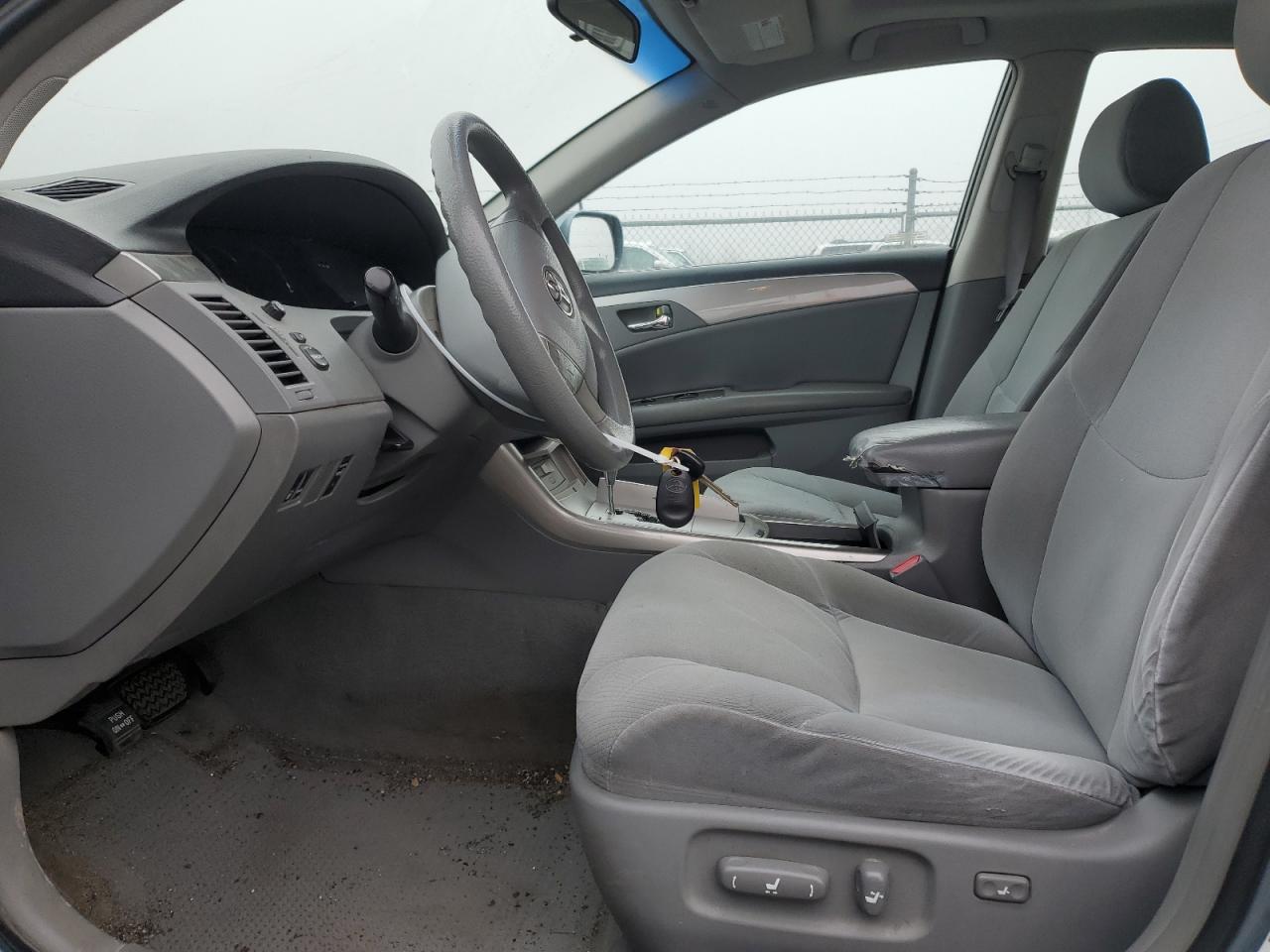 2006 Toyota Avalon - Image 7