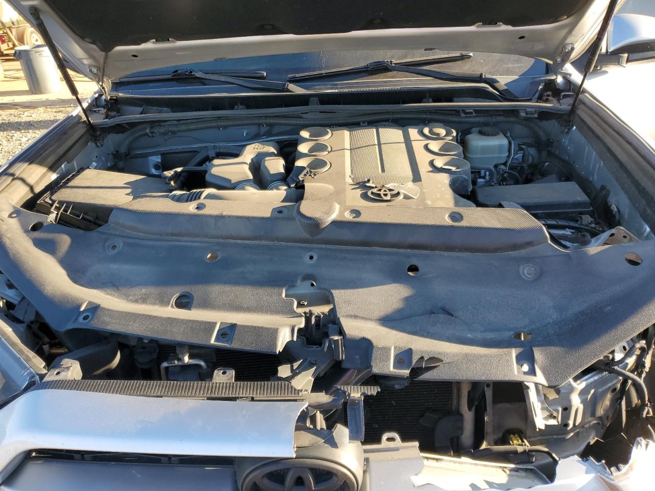 2015 Toyota 4Runner - Image 12