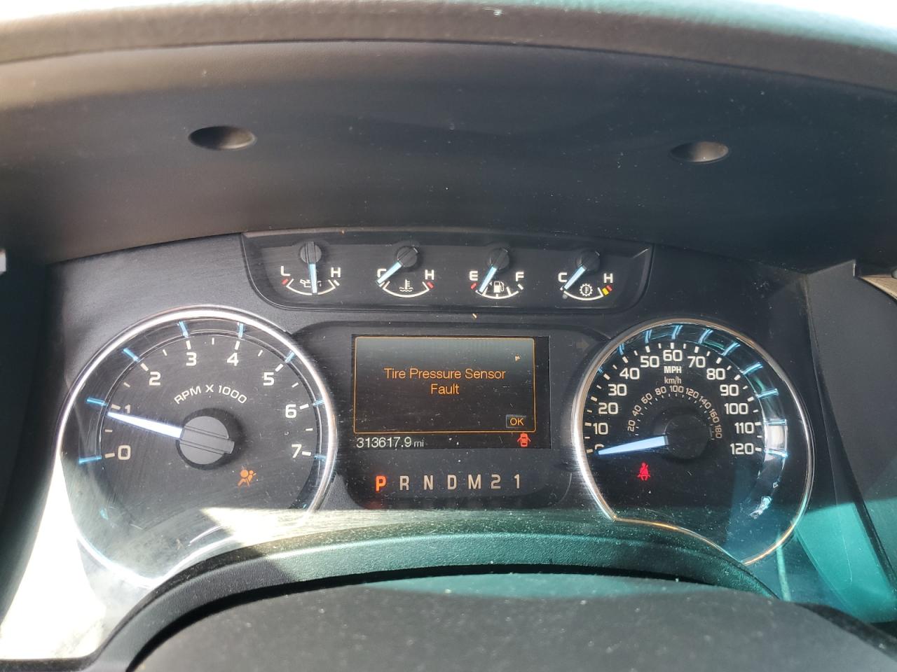 2011 Ford F150 Supercrew VIN: 1FTFW1CF6BKD10787 Lot: 50371165