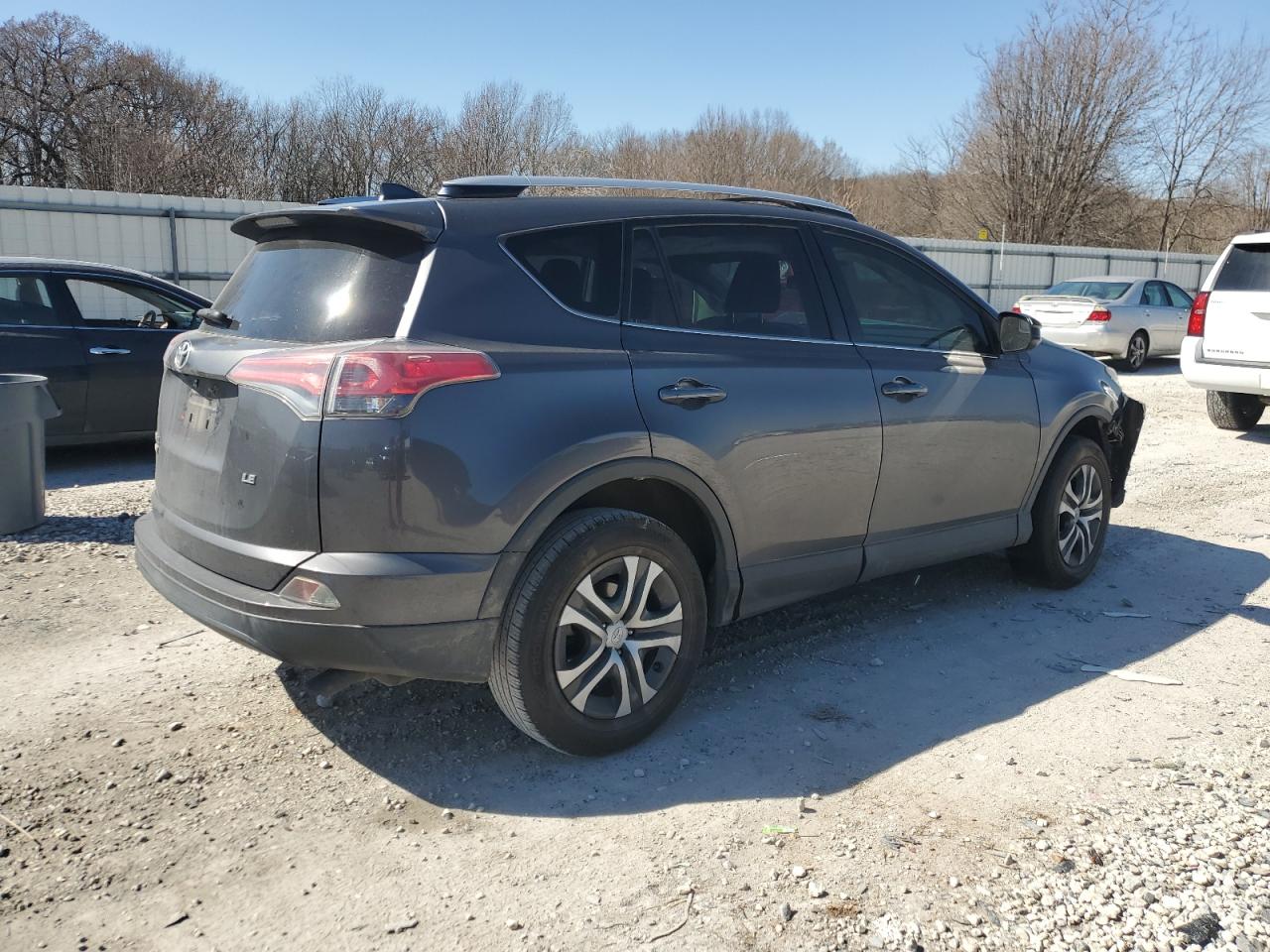 2016 Toyota RAV 4 - Image 3