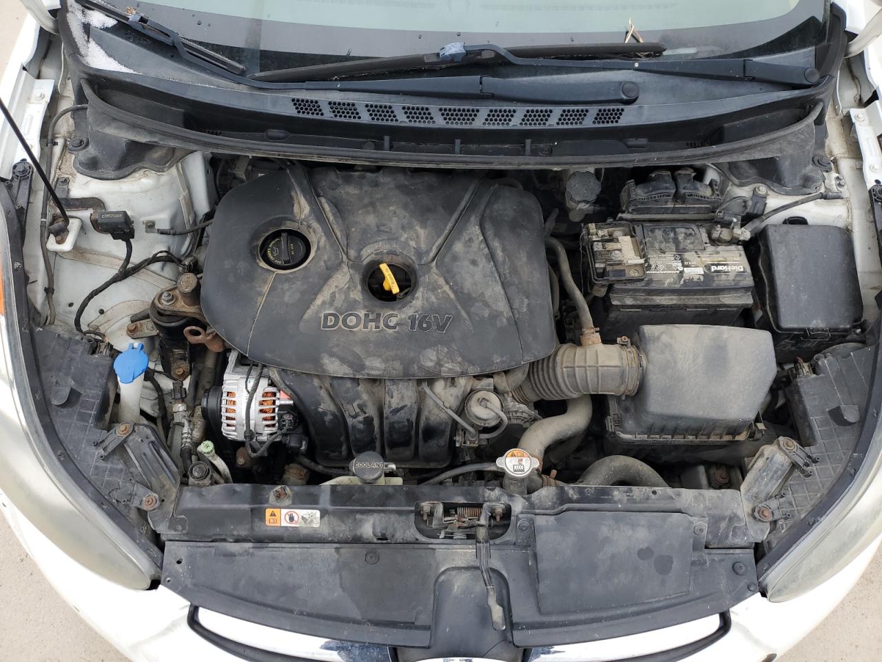 2013 Hyundai Elantra - Image 11