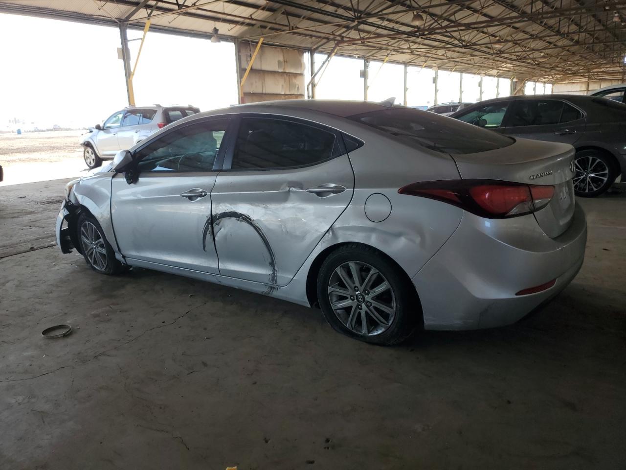 2014 Hyundai Elantra - Image 2