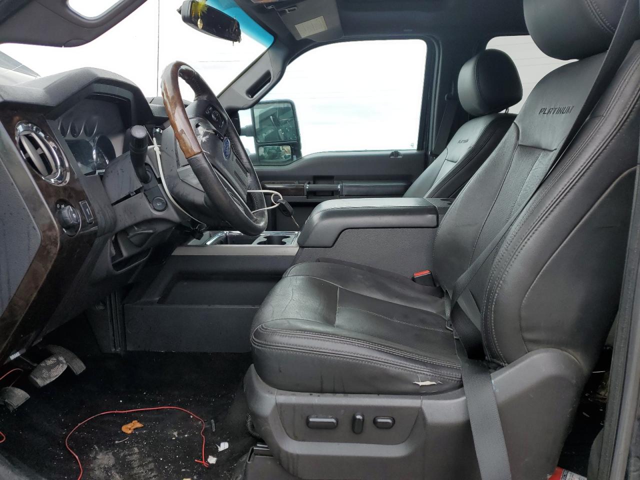 2015 Ford F350 - Image 7