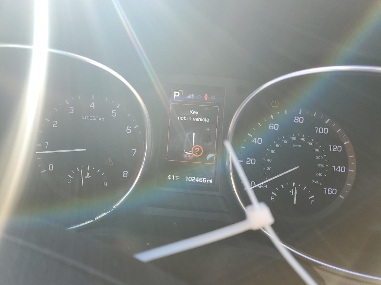 2018 Hyundai Santa Fe - Image 9