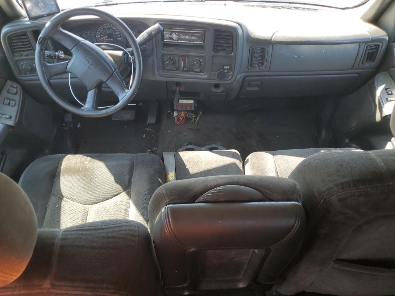 2006 Chevrolet Silverado - Image 8