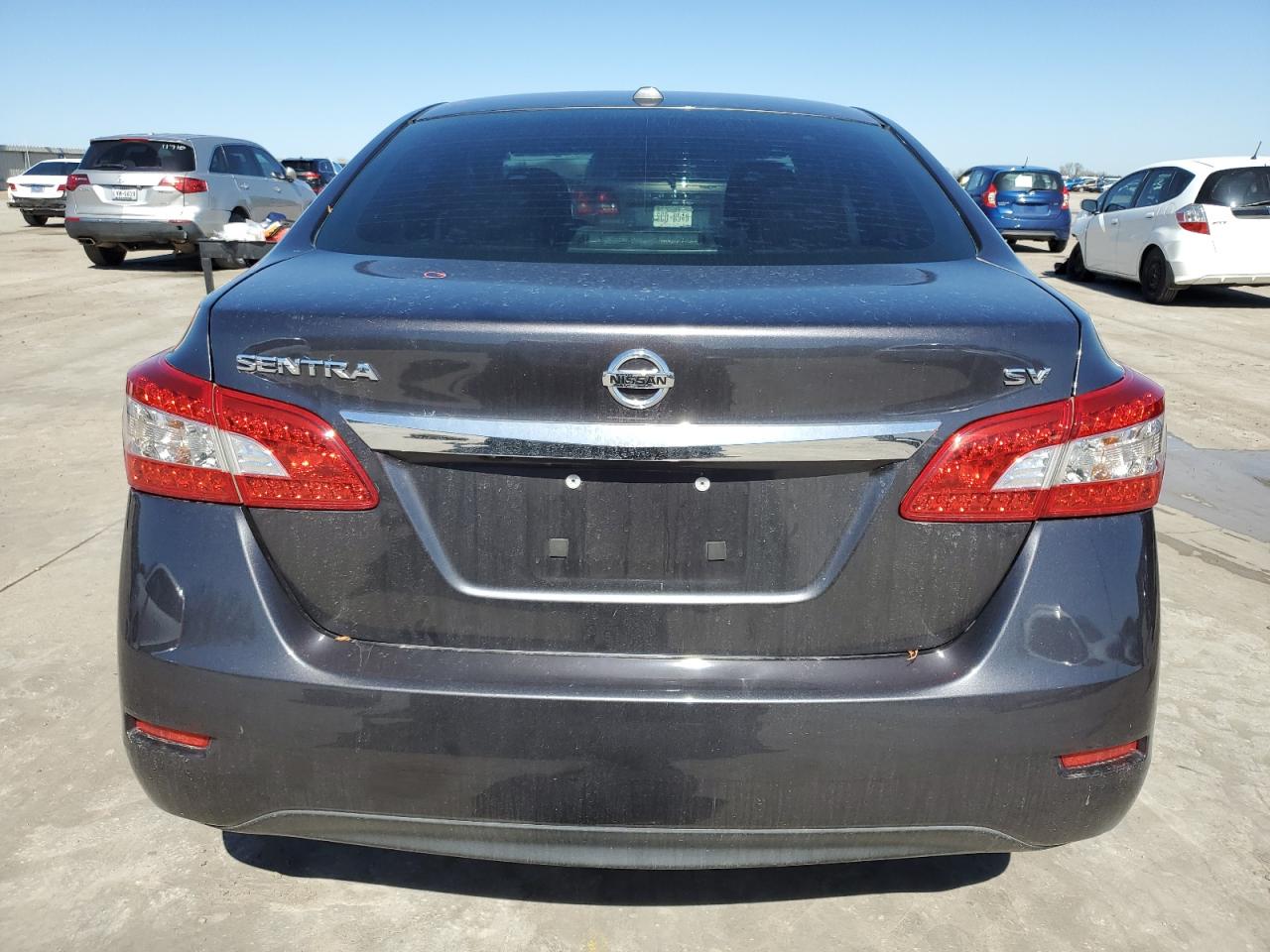 2015 Nissan Sentra - Image 6