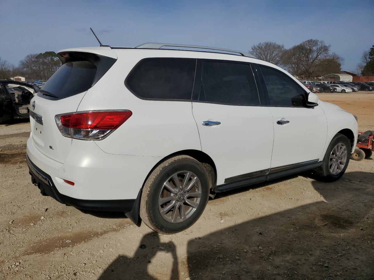 2013 Nissan Pathfinder - Image 3