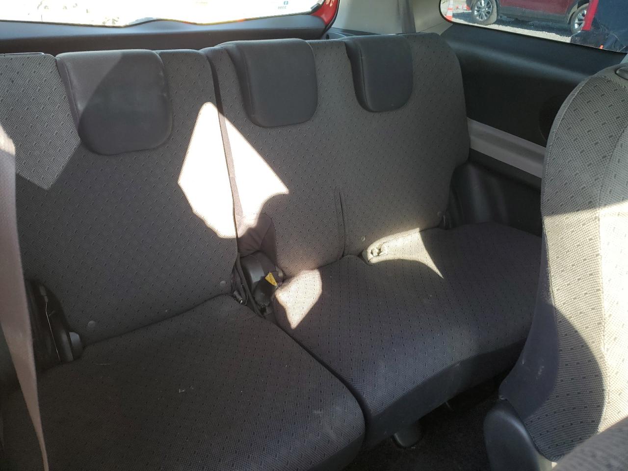 2009 Toyota Yaris - Image 10