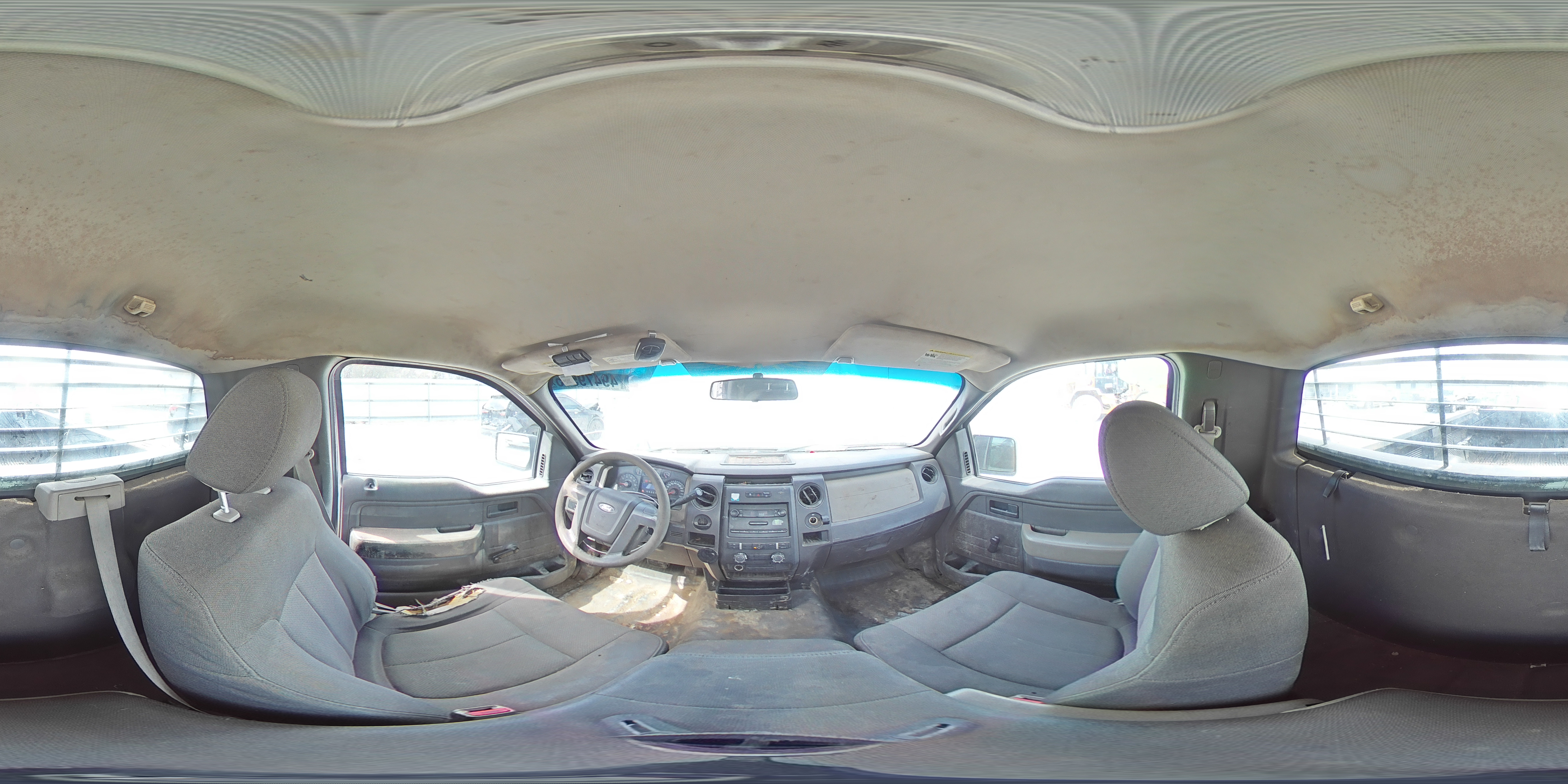 2010 Ford F-150 - Image 13