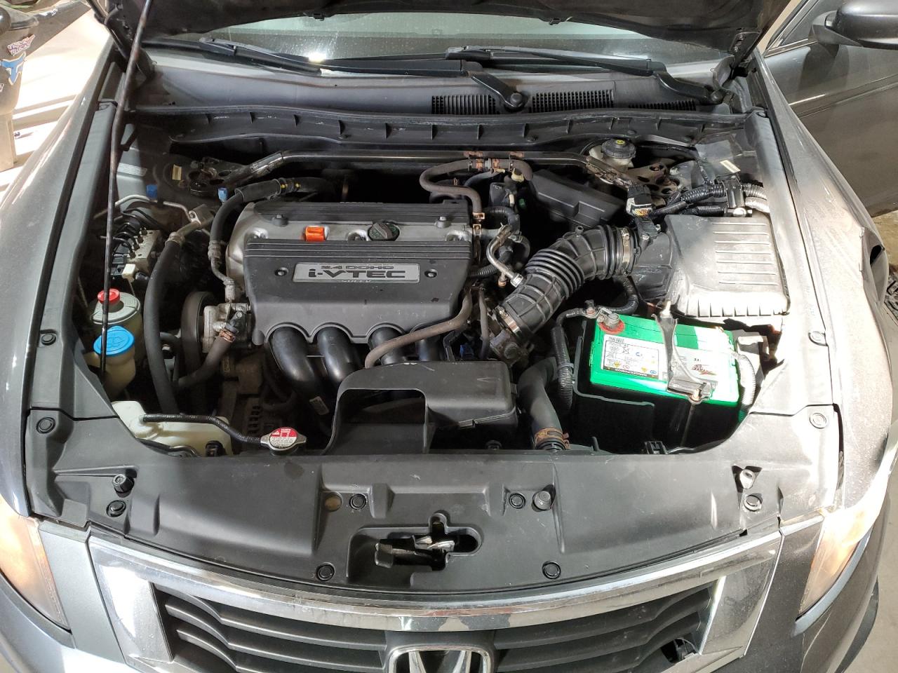2009 Honda Accord - Image 11