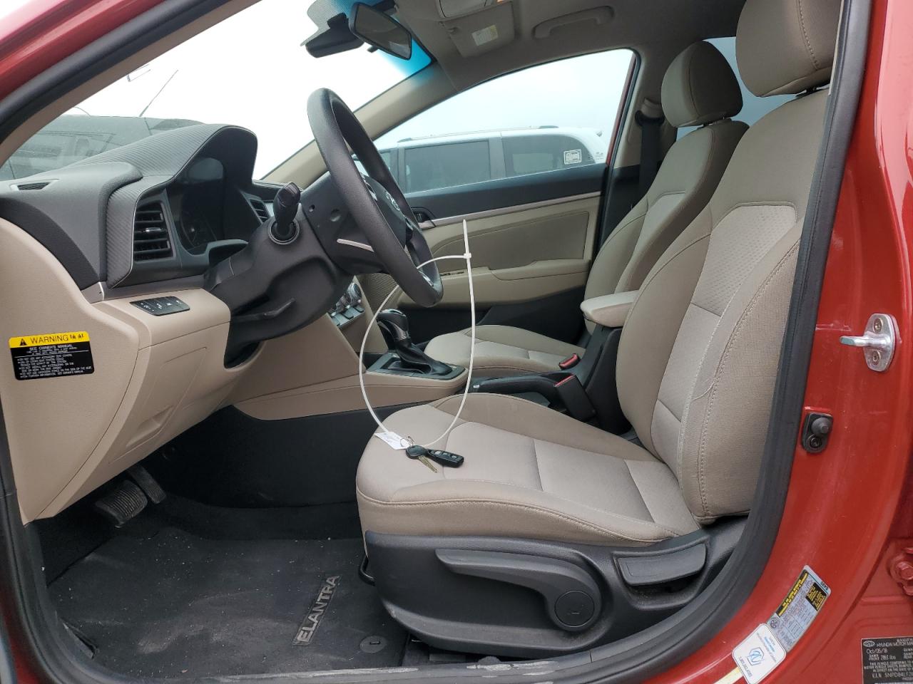 2019 Hyundai Elantra - Image 7