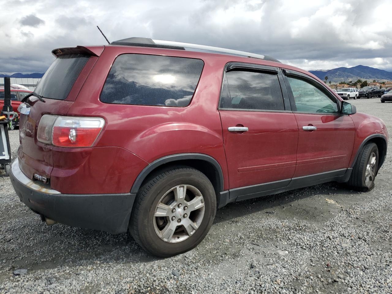 2011 GMC Acadia - Image 3