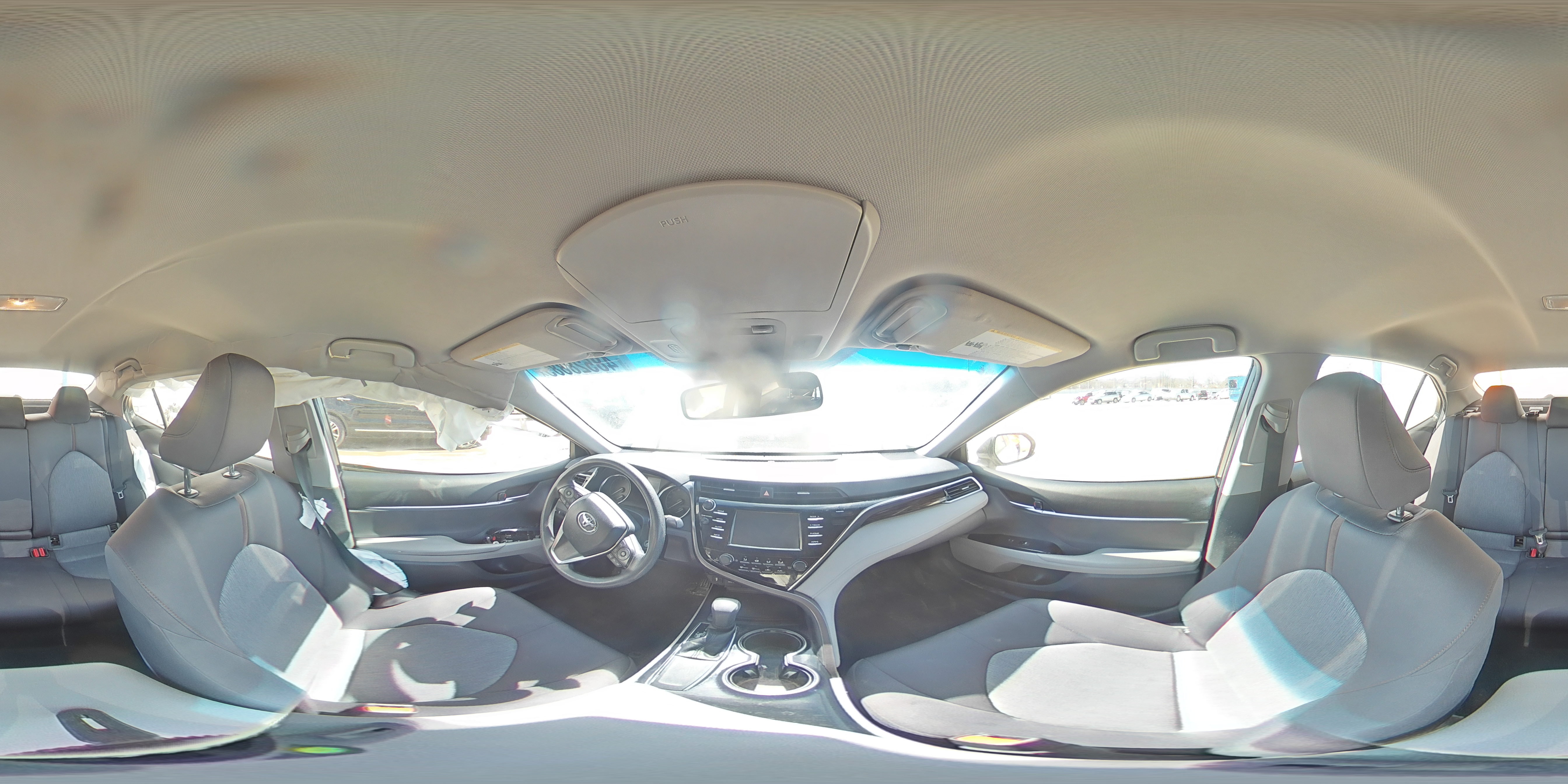 2018 Toyota Camry - Image 14
