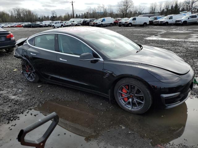  TESLA MODEL 3 2019 Черный