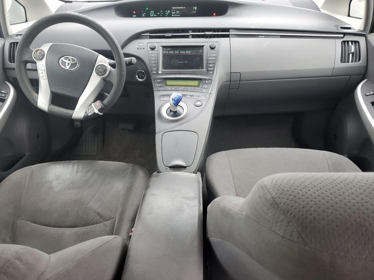2011 Toyota Prius - Image 8