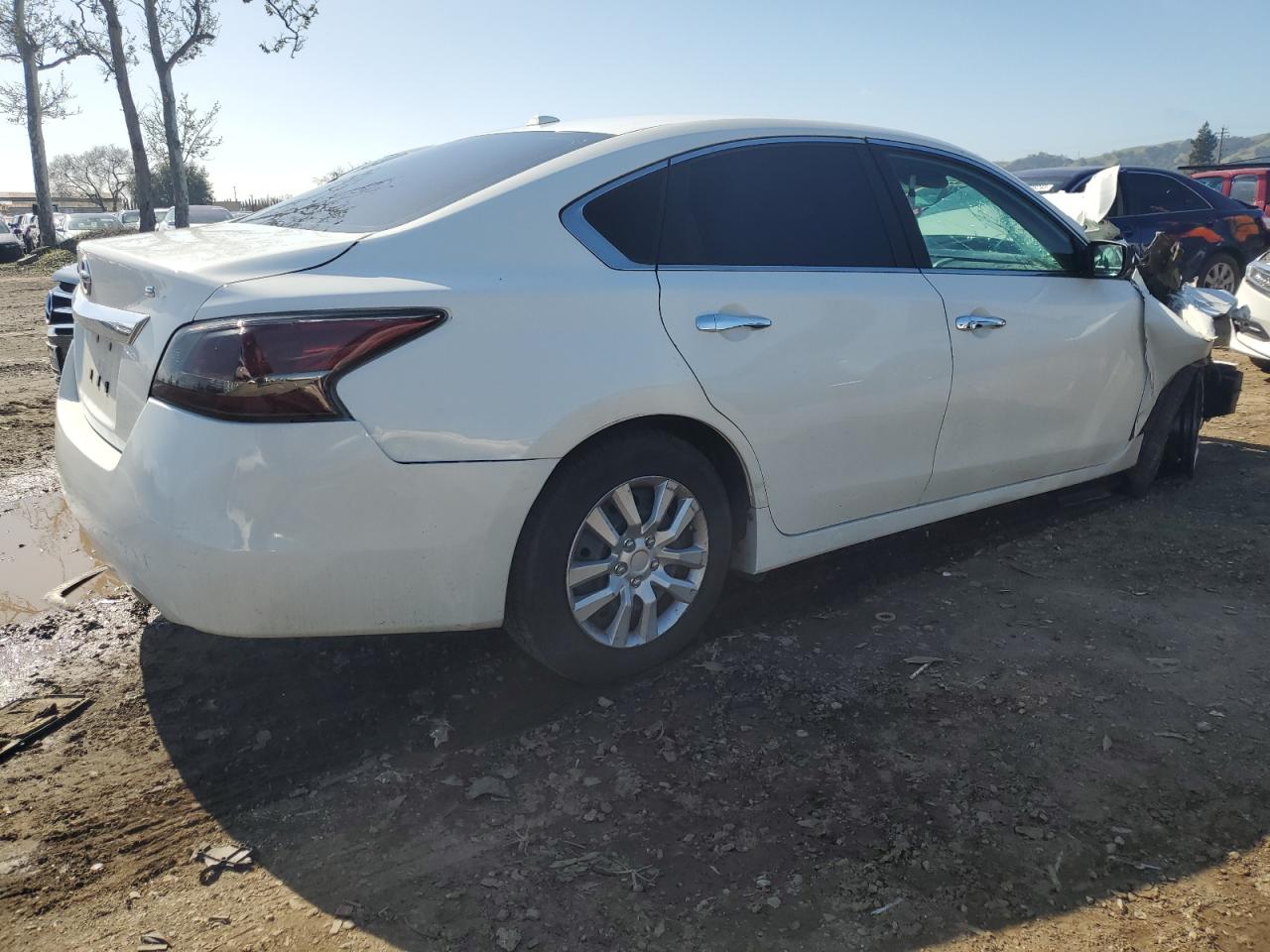 2015 Nissan Altima - Image 3