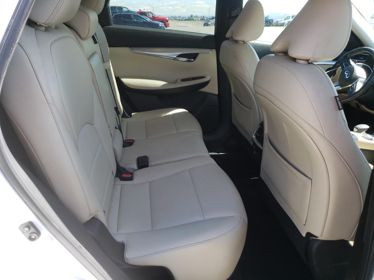 2019 Infiniti QX50 - Image 11